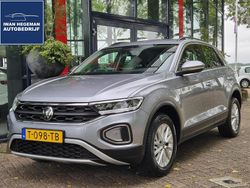 Grijs Gebruikt 2023 VW T-Roc Life SUV | € 24.990 (Eerlijke prijs)