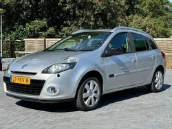 Grijs Gebruikt 2011 Renault Clio II Stationwagen | € 3.495 (Eerlijke prijs)