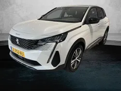 Wit Gebruikt 2024 Peugeot 3008 Allure SUV | € 33.395 (Eerlijke prijs)