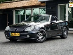 Zwart, metallic lak Gebruikt 2001 Mercedes SLK230 Cabriolet | € 6.969 (Iets duurder)