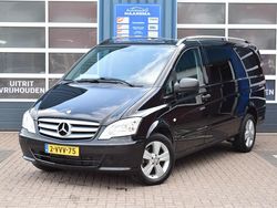 Zwart (metallic) Gebruikt 2012 Mercedes 320 Sedan | € 14.999