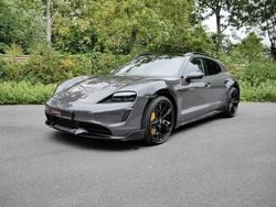 Grijs Gebruikt 2023 Porsche Taycan Turbo S Cross Turismo Sedan | € 175.000