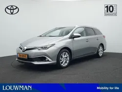Grijs, metallic lak Gebruikt 2018 Toyota Auris Touring Sports Executive Stationwagen | € 17.680 (Eerlijke prijs)