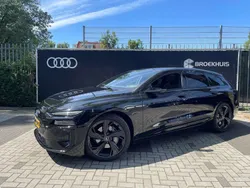 Zwart, metallic lak Gebruikt 2025 Audi A6 e-tron Performance Stationwagen | € 83.950