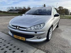 Grijs Gebruikt 2001 Peugeot 206 Cabriolet | € 1.250 (Goede deal)