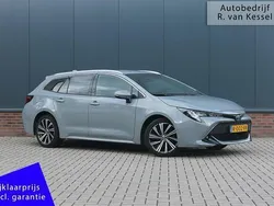 Grijs Gebruikt 2022 Toyota Corolla Stationwagen | € 24.440 (Eerlijke prijs)