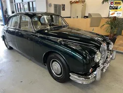 Groen Gebruikt 1961 Jaguar MK II Sedan | € 19.500