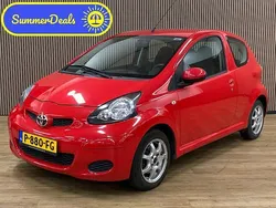 Rood Gebruikt 2011 Toyota Aygo Cool Hatchback | € 3.945 (Eerlijke prijs)