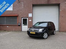 Zwart Gebruikt 2005 Ford Fusion Futura MPV | € 1.299 (Goede deal)