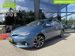 Blauw Gebruikt 2015 Toyota Auris Hybrid Hatchback | € 12.900 (Eerlijke prijs)
