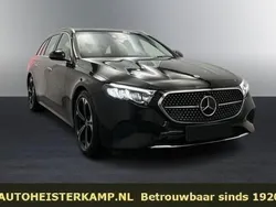 Zwart Gebruikt 2024 Mercedes 220 Avantgarde Stationwagen | € 65.950