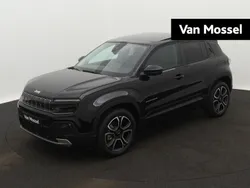 Zwart Nieuw 2025 Jeep Avenger Summit SUV | € 37.900