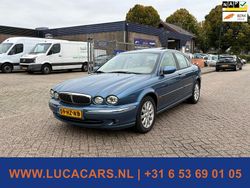 Blauw Gebruikt 2002 Jaguar X-type Sedan | € 1.500 (Eerlijke prijs)