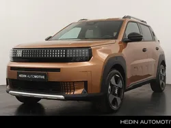 Bruin Nieuw 2025 Fiat Grande Panda La Prima SUV | € 31.140