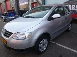 Grijs Gebruikt 2006 VW Fox Trendline Hatchback | € 1.649 (Eerlijke prijs)