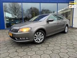Bruin Gebruikt 2012 VW Passat Comfortline Sedan | € 5.699 (Eerlijke prijs)