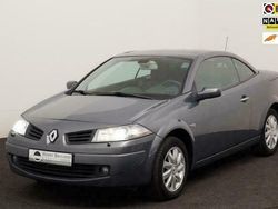 Grijs Gebruikt 2006 Renault Mégane Cabriolet Cabriolet | € 4.799 (Duur)