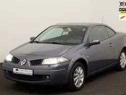 Grijs Gebruikt 2006 Renault Mégane Cabriolet Cabriolet | € 4.799 (Duur)