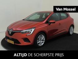 Rood Gebruikt 2021 Renault Clio V Zen Hatchback | € 11.930 (Goede deal)