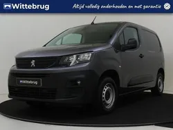 Grijs Gebruikt 2023 Peugeot Partner S MPV | € 15.925 (Eerlijke prijs)