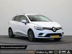 Wit Gebruikt 2017 Renault Clio GrandTour Intens Stationwagen | € 10.445 (Eerlijke prijs)