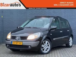Zwart Gebruikt 2004 Renault Scénic II Luxe MPV | € 1.805 (Eerlijke prijs)