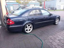 Blauw Gebruikt 2002 Mercedes E240 Avantgarde Sedan | € 2.500 (Super prijs)