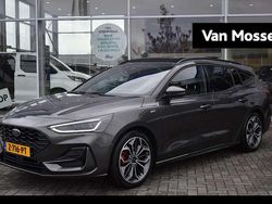 Grijs Gebruikt 2024 Ford Focus ST-Line X Stationwagen | € 26.945 (Eerlijke prijs)