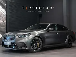 Grijs, metallic lak Gebruikt 2025 BMW M5 Sedan | € 159.900