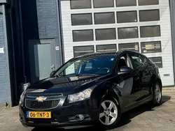 Zwart Gebruikt 2012 Chevrolet Cruze LT Hatchback | € 4.395 (Eerlijke prijs)