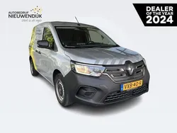 Gris highland Gebruikt 2023 Renault Kangoo MPV | € 22.900 (Eerlijke prijs)