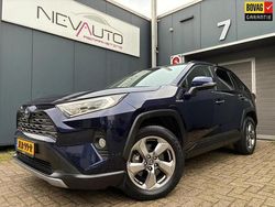 Blauw Gebruikt 2019 Toyota RAV4 Executive SUV | € 33.400 (Eerlijke prijs)