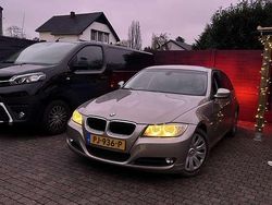 Gebruikt 2009 BMW 320 Sedan | € 5.250 (Eerlijke prijs)