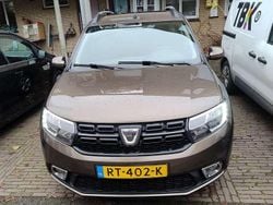 Bruin Gebruikt 2018 Dacia Logan Lauréate Sedan | € 5.100