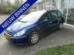 Blauw Gebruikt 2004 Peugeot 307 Stationwagen | € 1.460 (Eerlijke prijs)