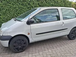 Grijs Gebruikt 2007 Renault Twingo Hatchback | € 1.399 (Eerlijke prijs)