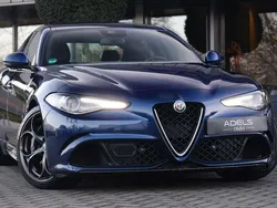 Blauw, metallic lak Gebruikt 2016 Alfa Romeo Giulia Quadrifoglio Sedan | € 51.995 (Eerlijke prijs)