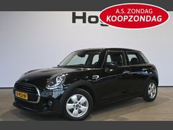 Zwart Gebruikt 2019 Mini Cooper Hatchback | € 12.440 (Super prijs)