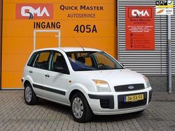 Wit Gebruikt 2006 Ford Fusion MPV | € 2.450 (Eerlijke prijs)