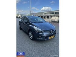 Grijs Gebruikt 2016 Renault Clio IV LIMITED Hatchback | € 8.350 (Eerlijke prijs)