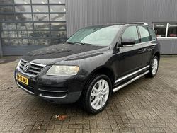 Zwart (metallic) Gebruikt 2006 VW Touareg SUV | € 2.450