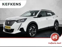 Wit Gebruikt 2022 Peugeot 2008 Allure SUV | € 21.725 (Goede deal)