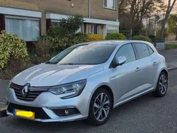 Zilver Gebruikt 2016 Renault Mégane III Bose Edition Hatchback | € 8.500 (Eerlijke prijs)