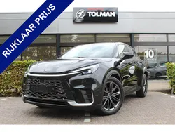 Zwart, metallic lak Gebruikt 2024 Lexus LBX SUV | € 36.950 (Goede deal)