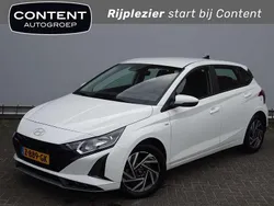 Wit Gebruikt 2024 Hyundai i20 Comfort Hatchback | € 18.940 (Eerlijke prijs)