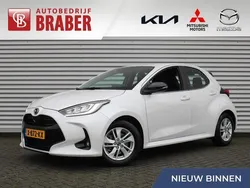 Wit Gebruikt 2023 Mazda 2 Comfort Hatchback | € 25.950 (Iets duurder)