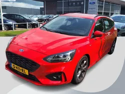 Rood Gebruikt 2018 Ford Focus Business Edition Stationwagen | € 20.450 (Iets duurder)