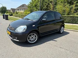 Zwart Gebruikt 2004 Toyota Yaris Sport Hatchback | € 1.995 (Eerlijke prijs)