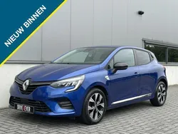 Blauw Gebruikt 2022 Renault Clio V LIMITED Hatchback | € 15.795 (Eerlijke prijs)