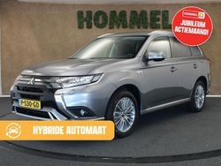 Grijs Gebruikt 2021 Mitsubishi Outlander P-HEV Intense+ SUV | € 26.645 (Eerlijke prijs)